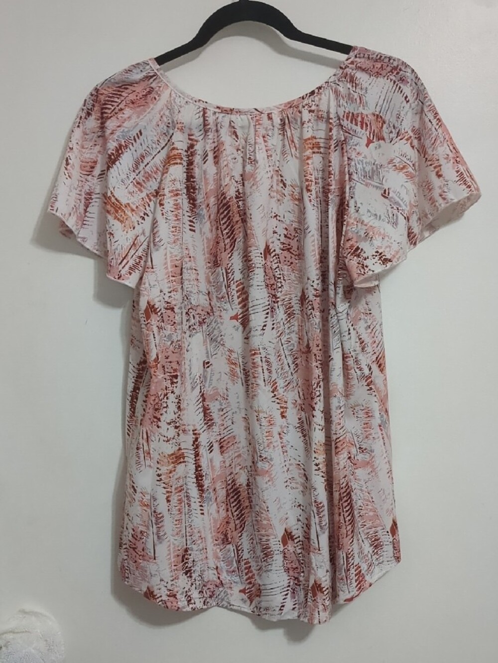 SIMPLE FUN - SIZE XL Flowy Ruffle-Sleeve Blouse - Picture 4 of 14
